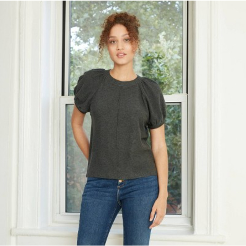 Women's Short Sleeve Crewneck Pullover Sweater - Universal Thread; Gray M